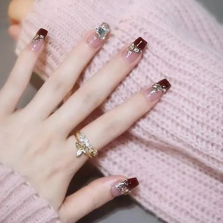 fake nails with wearing tools